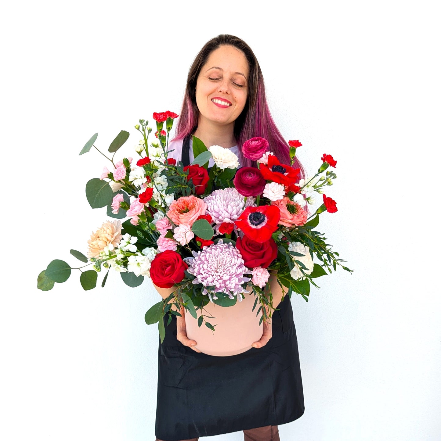 VALENTINE FLOWER ARRANGEMENT