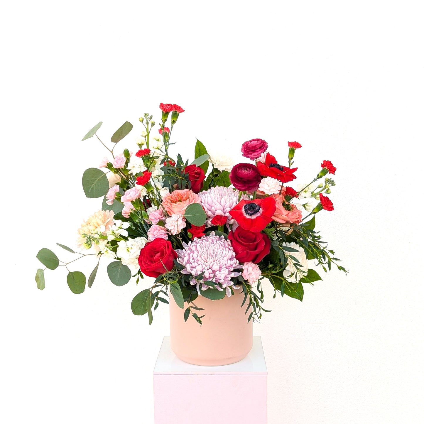 VALENTINE FLOWER ARRANGEMENT