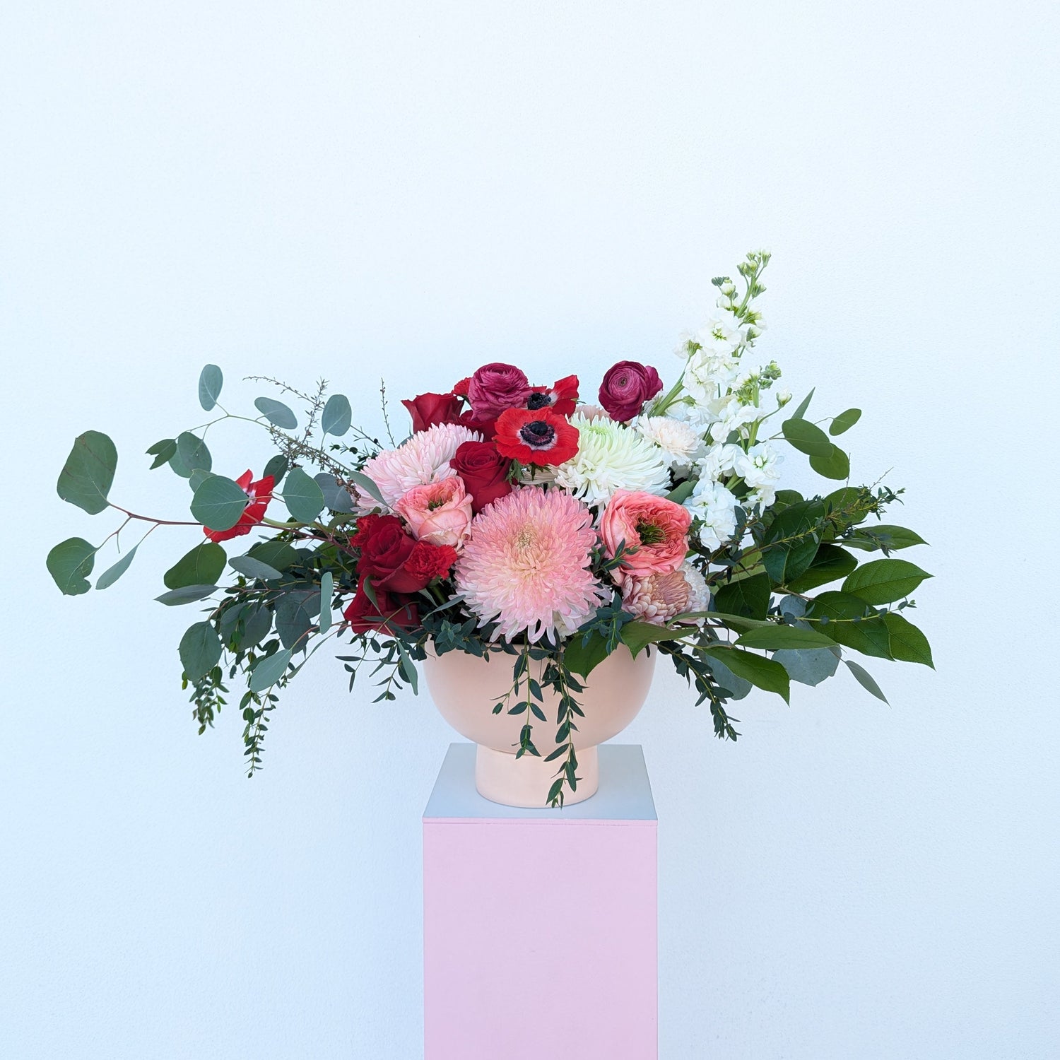 VALENTINE FLOWER ARRANGEMENTS