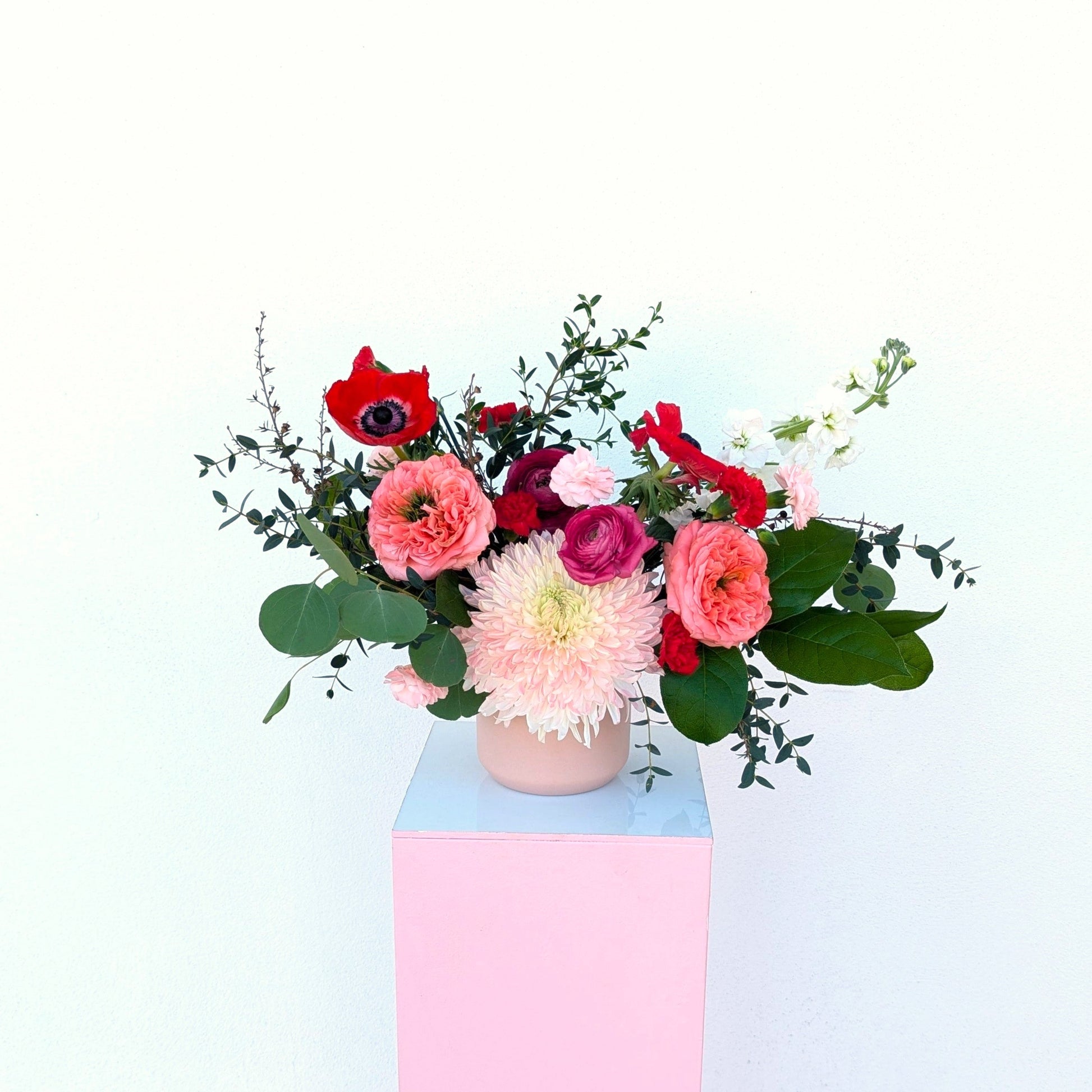 VALENTINE FLOWER ARRANGEMENT