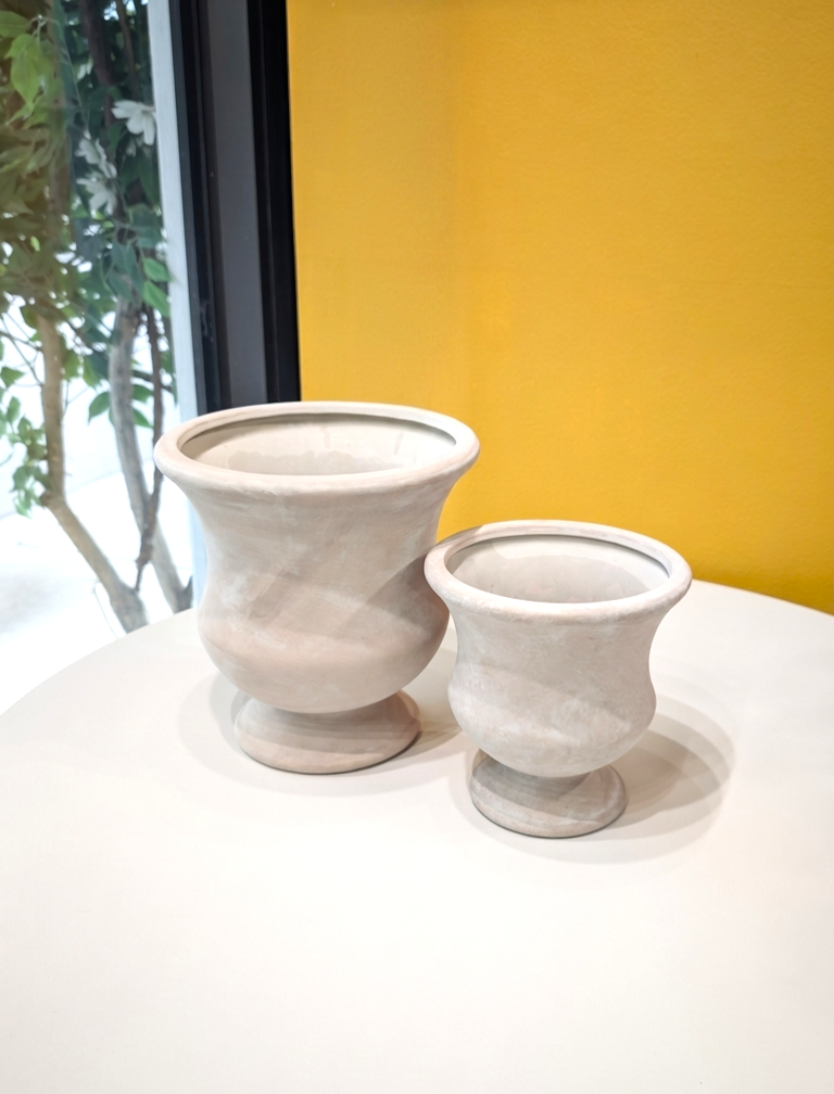Wallace Urn Vase